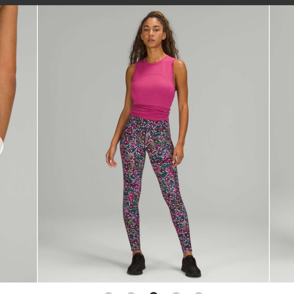 Lululemon Base Pace High-Rise Tight 28" *Brushed
Floral Electric Multi